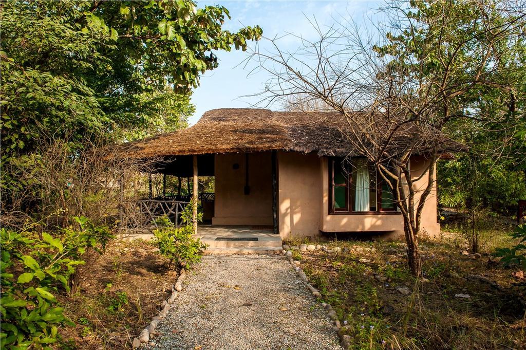 Готель Jim'S Jungle Retreat Рамнаґар Номер фото